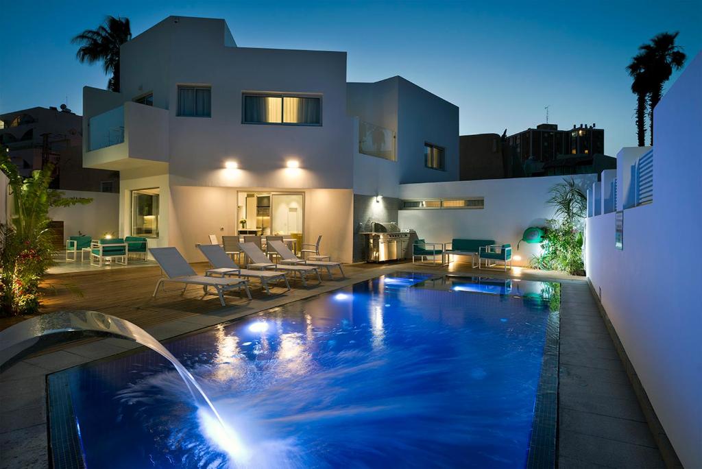 Bazén v ubytování Villa Gardenya וילה גרדניה אילת nebo v jeho okolí