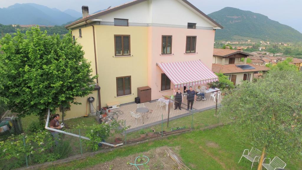 Nespecifikovaný výhled na hory nebo výhled na hory při pohledu z apartmánu