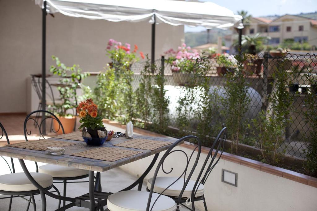 Donna Rosa Accommodation - 15