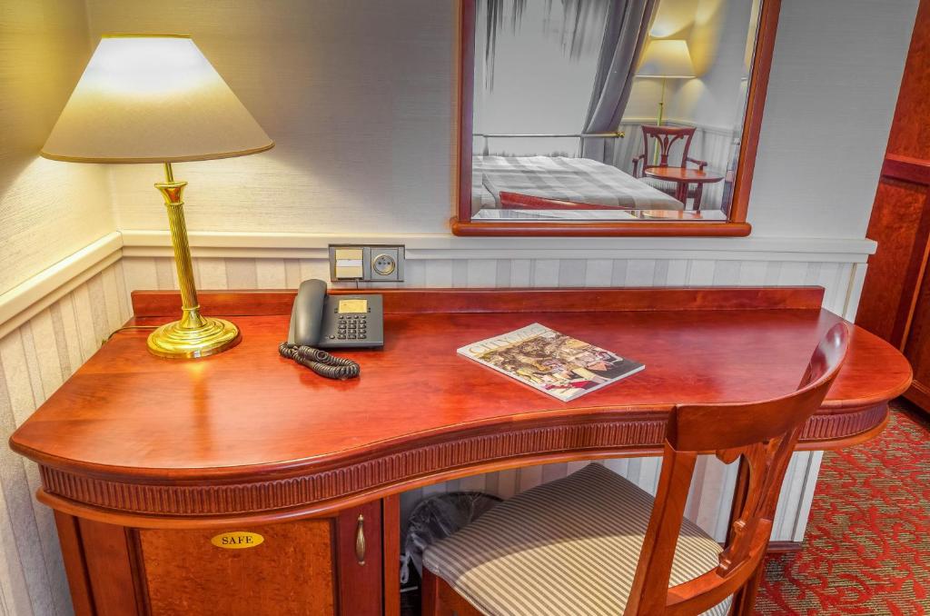 Adria Hotel Prague - Resim 26