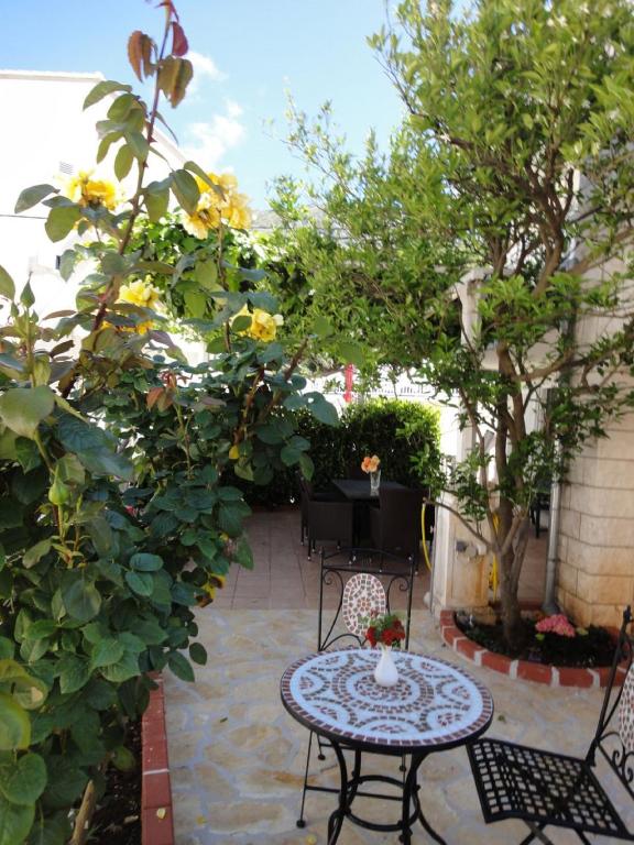 Apartments Orange Tree - 18