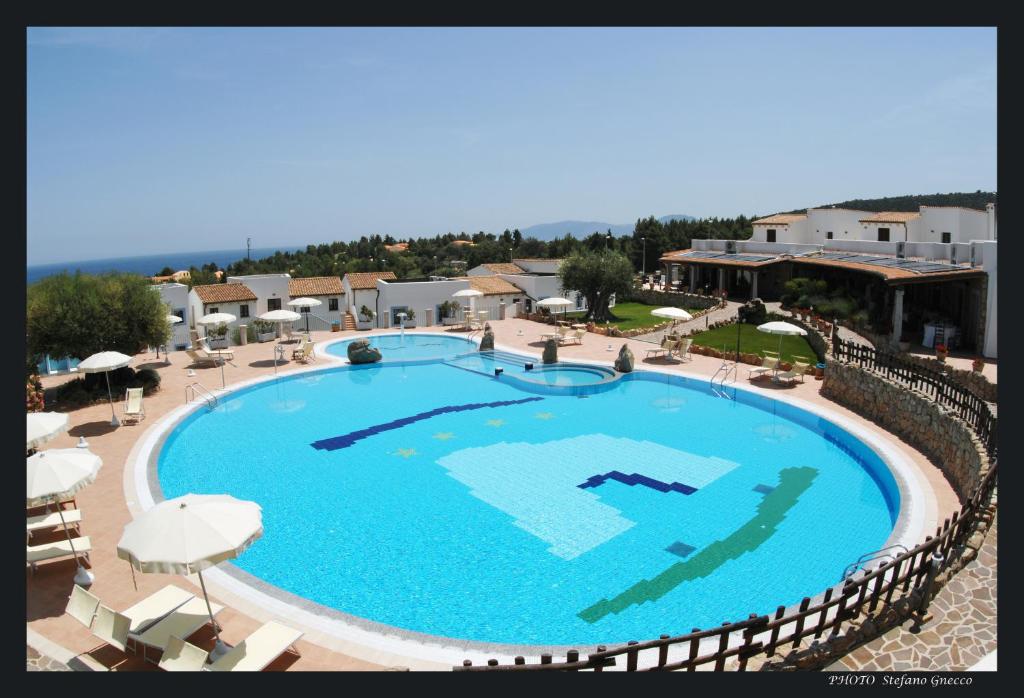 Piscina en o cerca de Hotel Resort Nuraghe Arvu