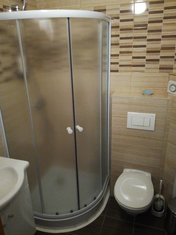 Koupelna v ubytování Guest House Kvartin