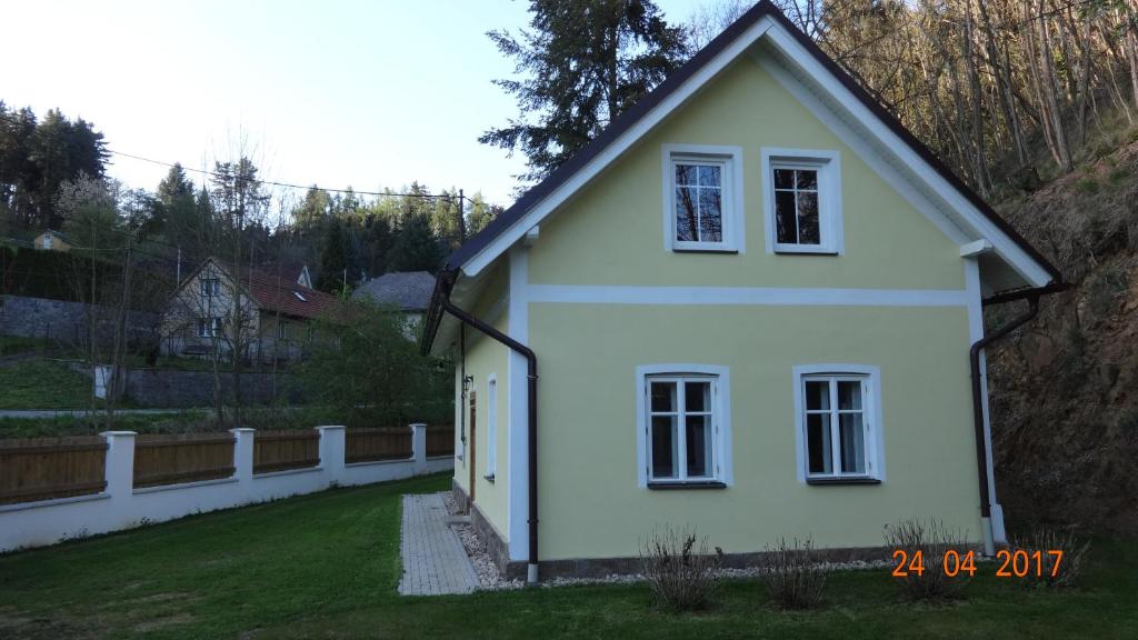 Budova, kde se the country house nachází