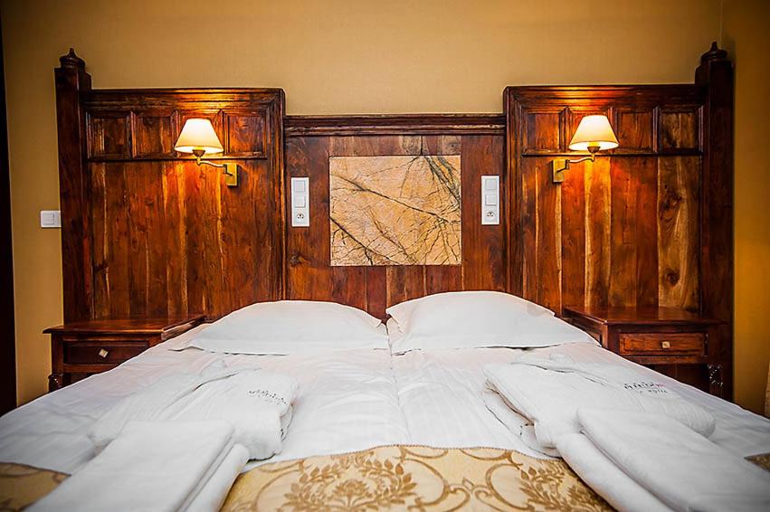 Posteľ alebo postele v izbe v ubytovaní SPA Hotel Splendor