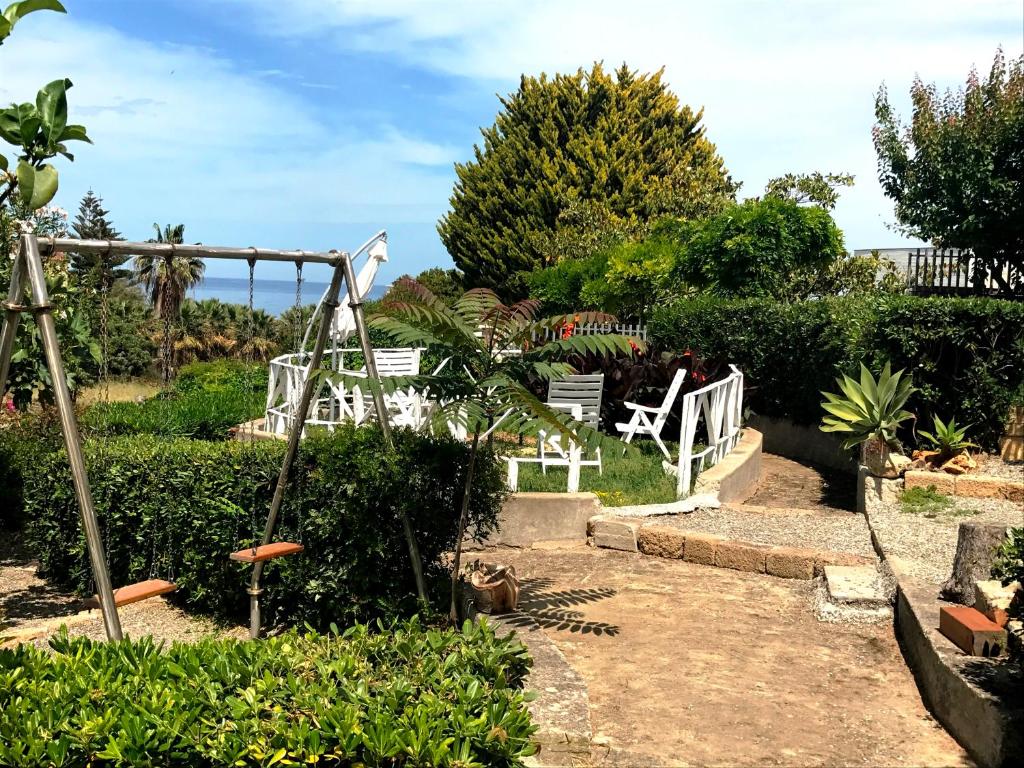 Zahrada ubytování B&B Magna Grecia
