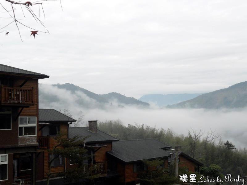 &#x5C71;&#x666F;&#x6216;&#x5F9E;&#x5C71;&#x6797;&#x5C0F;&#x5C4B;&#x62CD;&#x7684;&#x5C71;&#x666F;