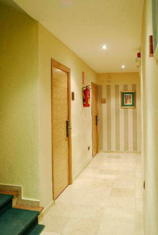 Reyes Católicos - Resim 16