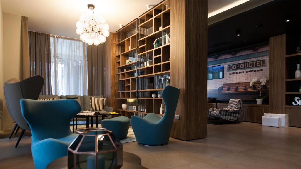 Coin salon dans l'établissement G Hotel Pescara