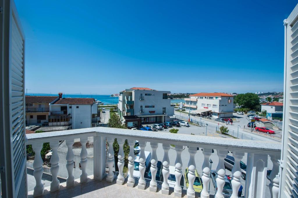 Gallery image of Apartments Nena in Podstrana