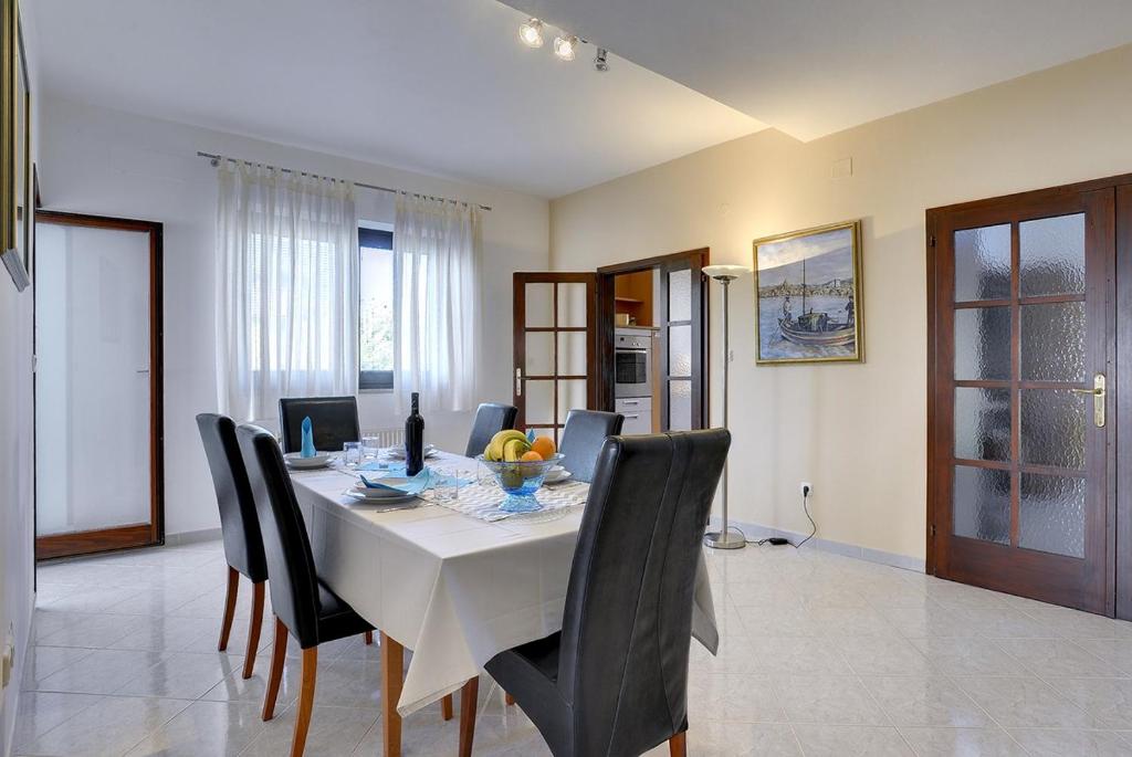 Część wypoczynkowa w obiekcie Holiday Home Lorena