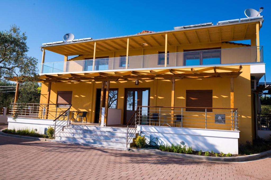 Budova, v ktorej sa apartmán nachádza