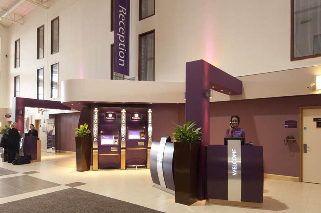 Premier Inn London Heathrow Airport - Bath Road