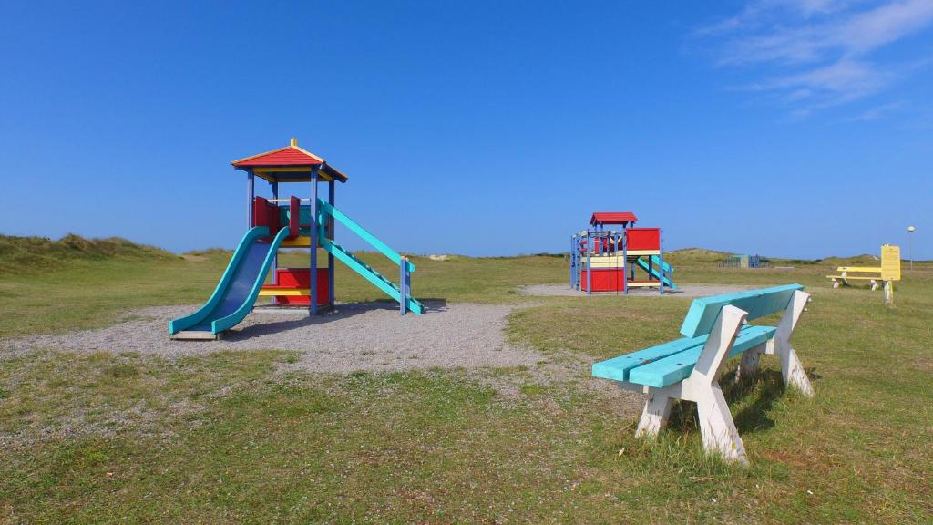 Herní místnost nebo prostor pro děti v ubytování VVF Cotentin Îles anglo-normandes