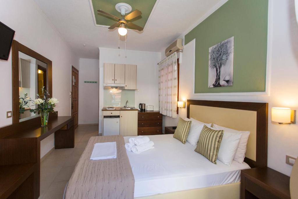 AKANTHUS STUDIOS - Ex Vergos Pavlos - 5