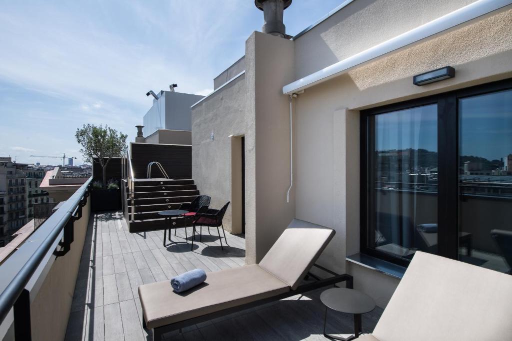 
Junior Suite with Private Pool & Spa Access
