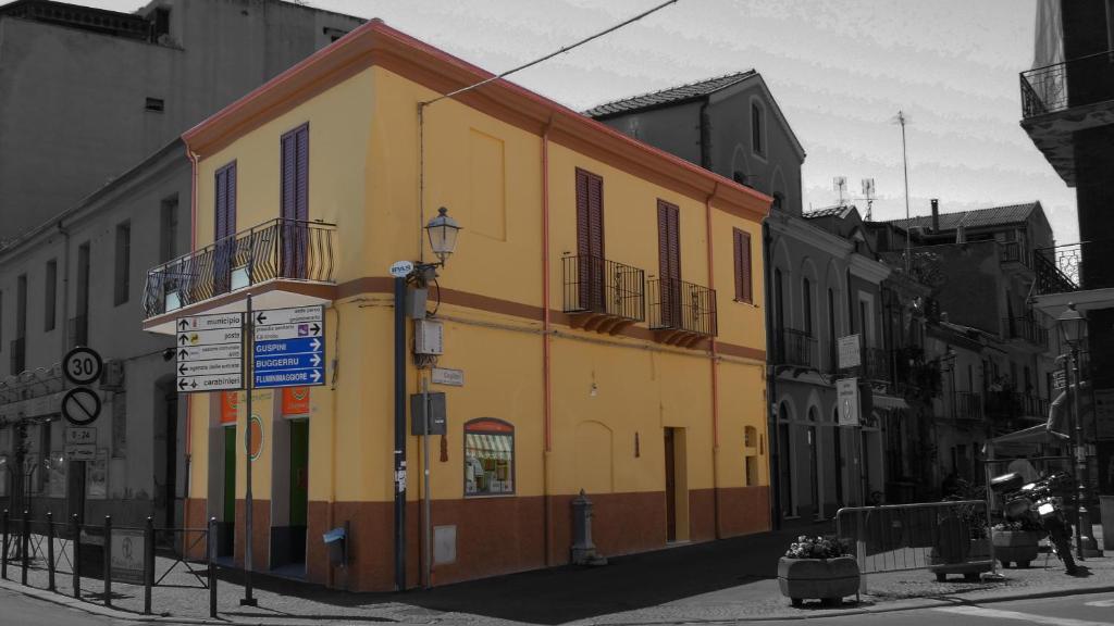 La Pavoncella a Iglesias - Incantevole Casa con Vista