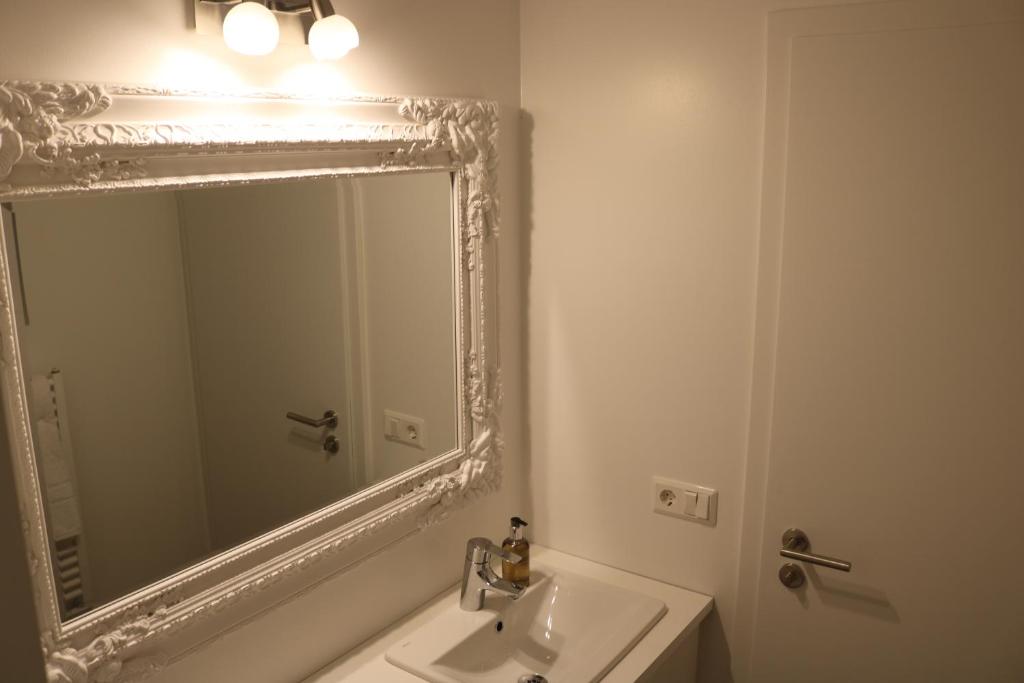 Kamar mandi di Laxhús