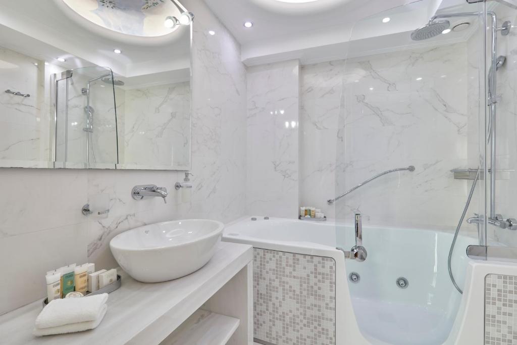 Ava Hotel and Suites - Resim 16