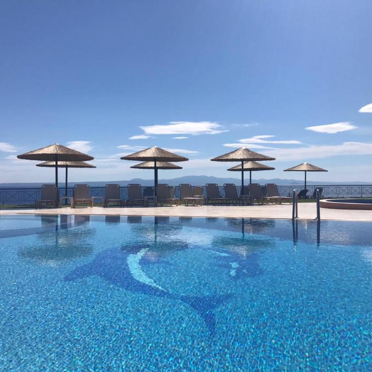 Bazén v ubytování Aegean Blue Studios nebo v jeho okolí