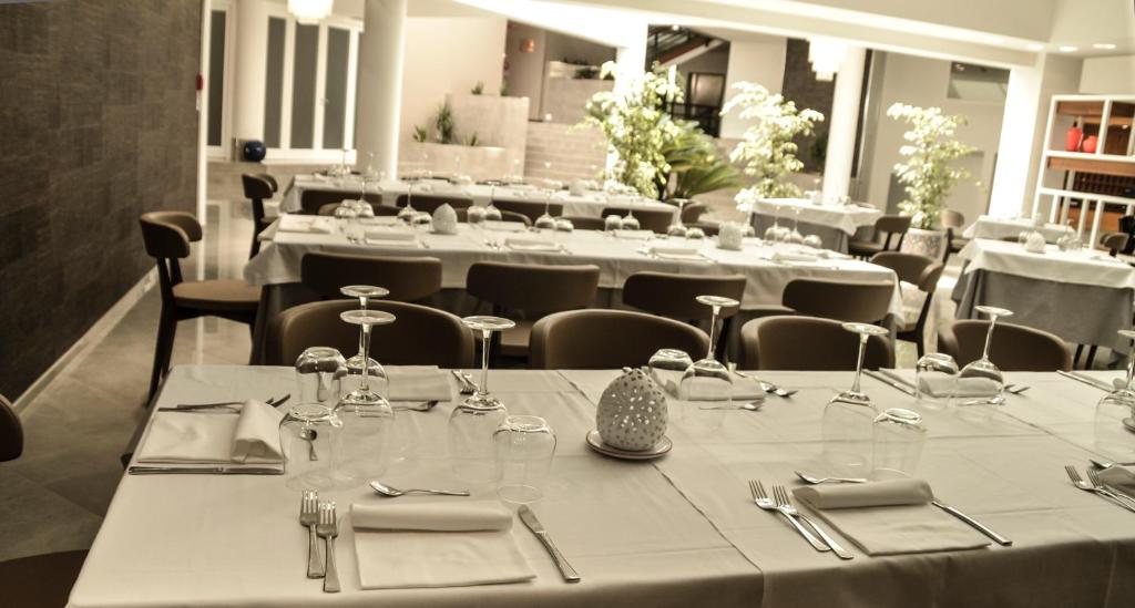 Restaurace v ubytování D'Aragona Lifestyle Hotel