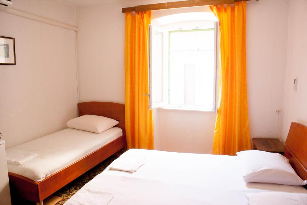 Accommodation Old Town Vitaic - Triple Room