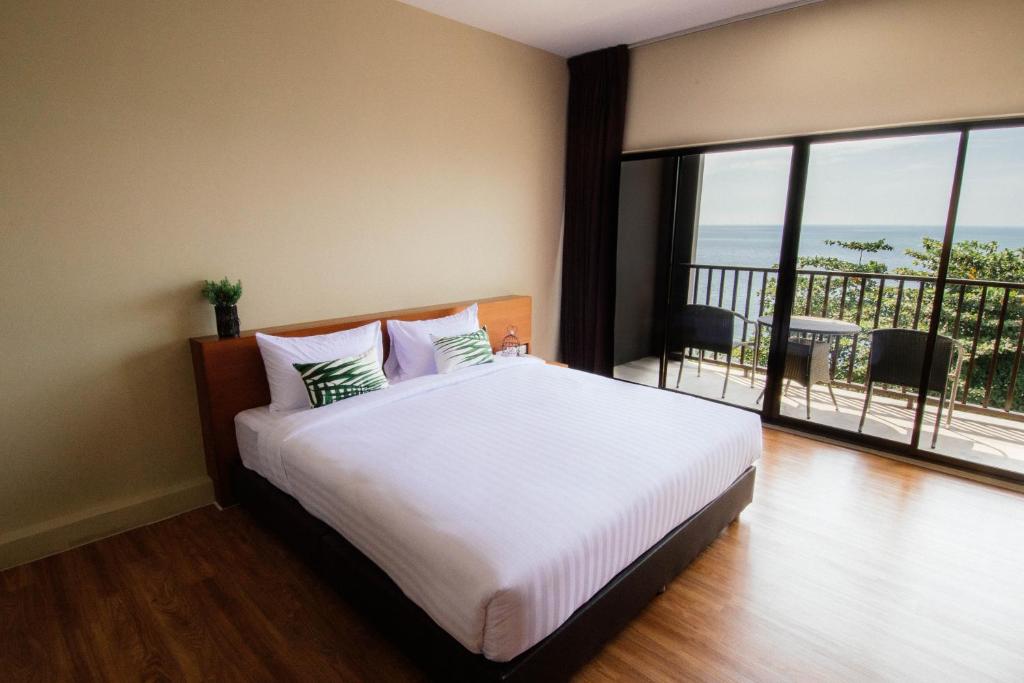 
Deluxe Double or Twin Room with Sea View

