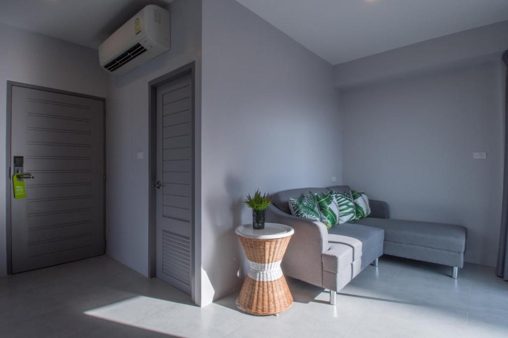 The Pat Hotel - Resim 15