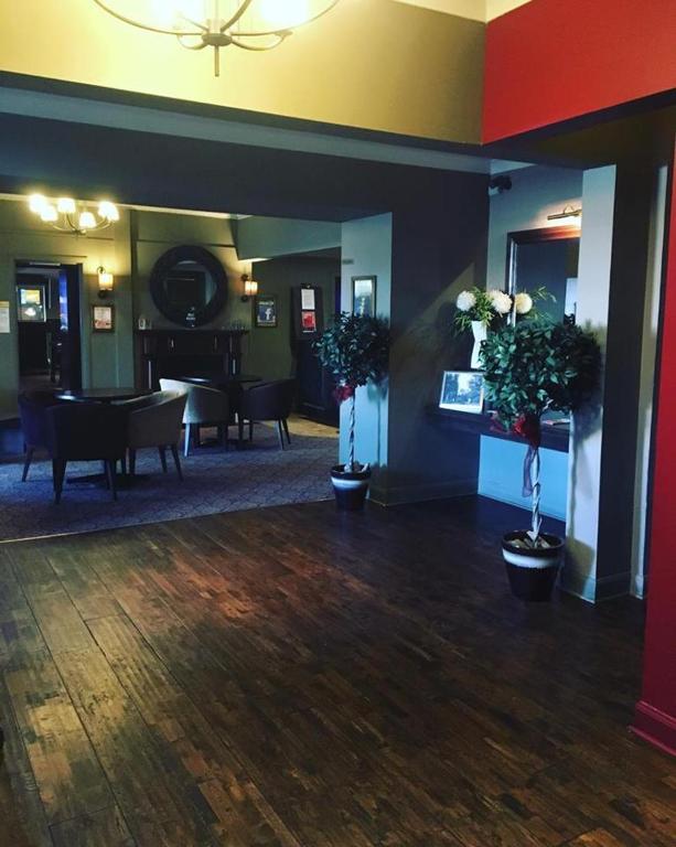 Chieftain Hotel - Resim 11