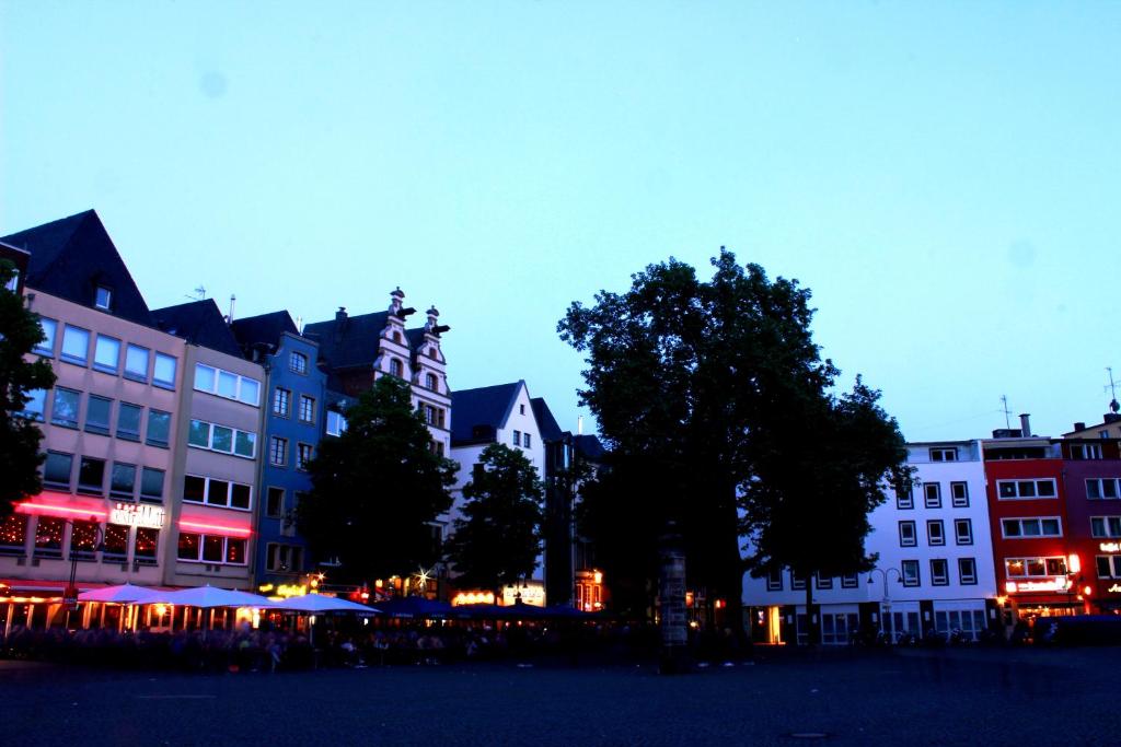 KONCEPT HOTEL Zum Kostbaren Blut - Resim 30