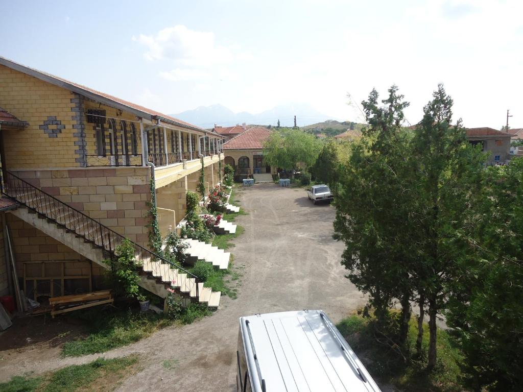 The building in which a szállodákat is located