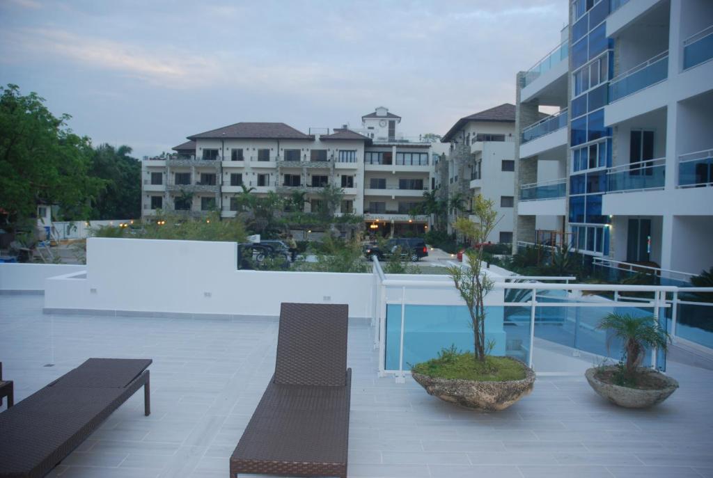 Bazén v ubytování E&J Beach Condo nebo v jeho okolí