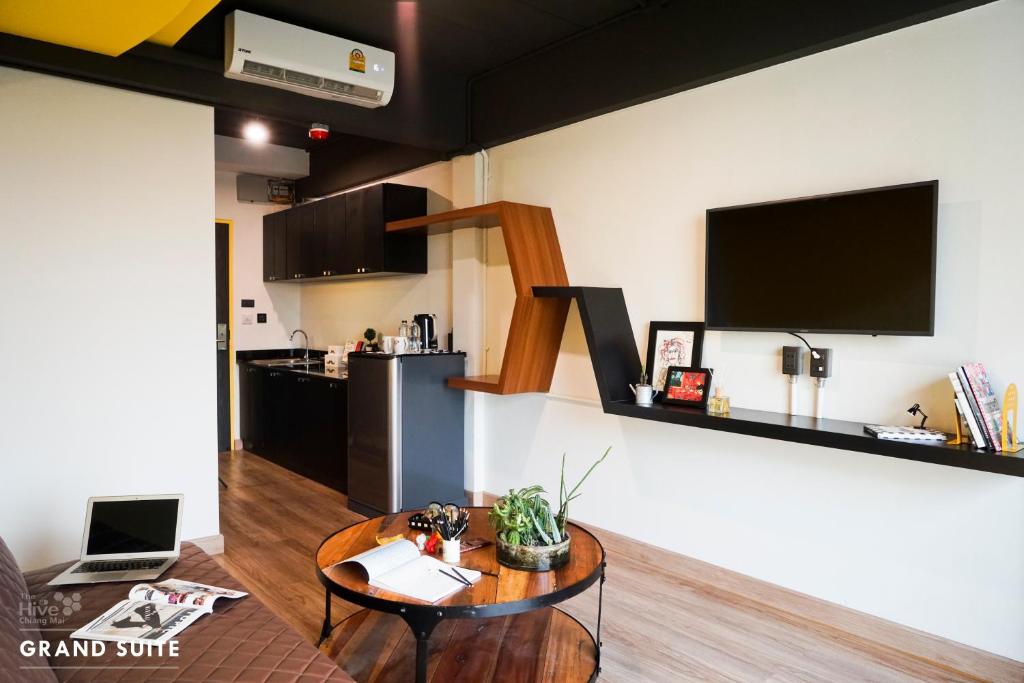 The Hive Chiang Mai Hotel - Resim 4