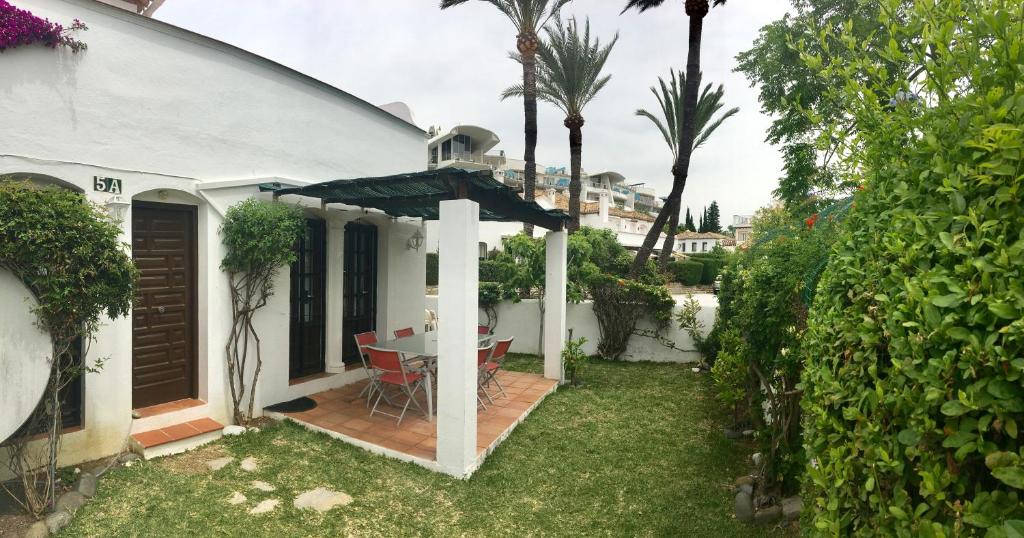 Sunny Garden Apartment, Estepona – Bijgewerkte prijzen 2022