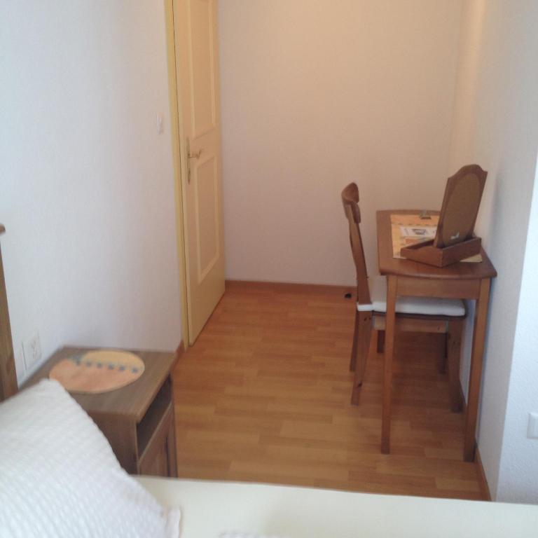 Postel nebo postele na pokoji v ubytování Hotel Sternen