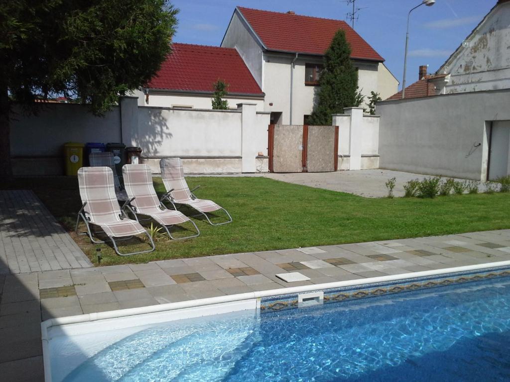 Bazén v ubytování Alegria Natur Apartments nebo v jeho okolí
