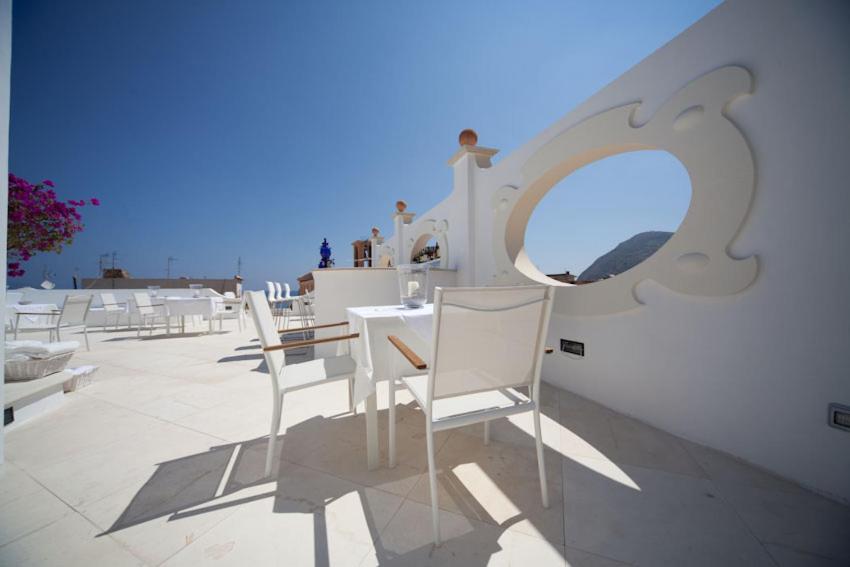 Imagen de la galería de La Settima Luna Hotel, en Canneto