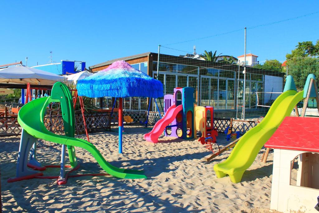 Herní místnost nebo prostor pro děti v ubytování Il Parco Sul Mare Resort & SPA