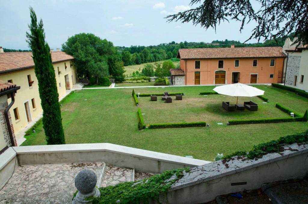 Zahrada ubytování Relais Corte Cavalli