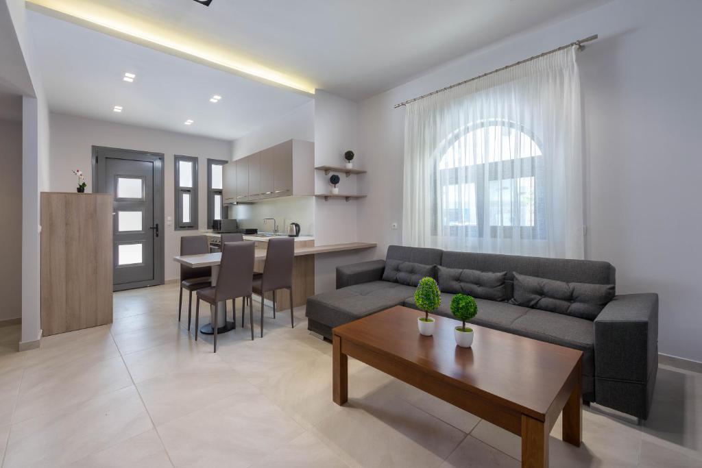 Posezení v ubytování Lardos Luxury Apartments