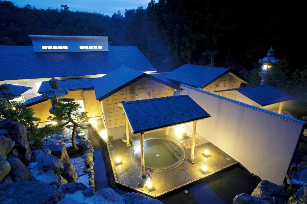 Budova, kde se ryokan nachází