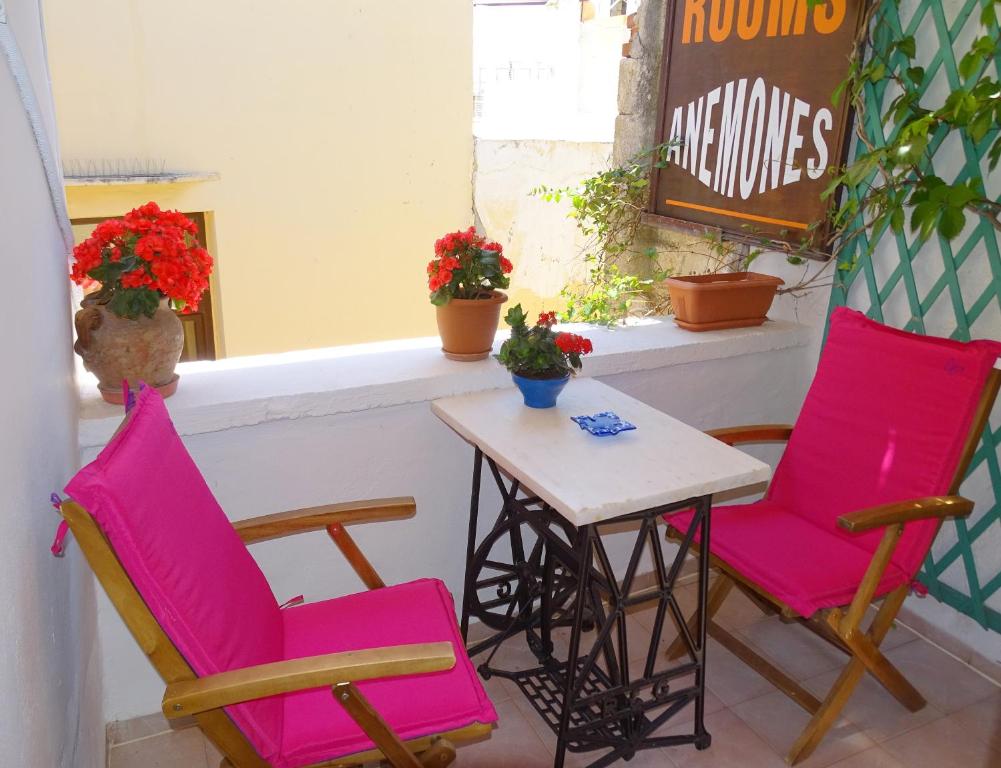 Zdjęcie z galerii obiektu Anemones Rooms w Chanii