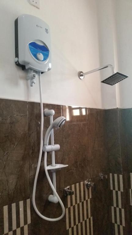 Sunhill Lake Tourist Rest - 9