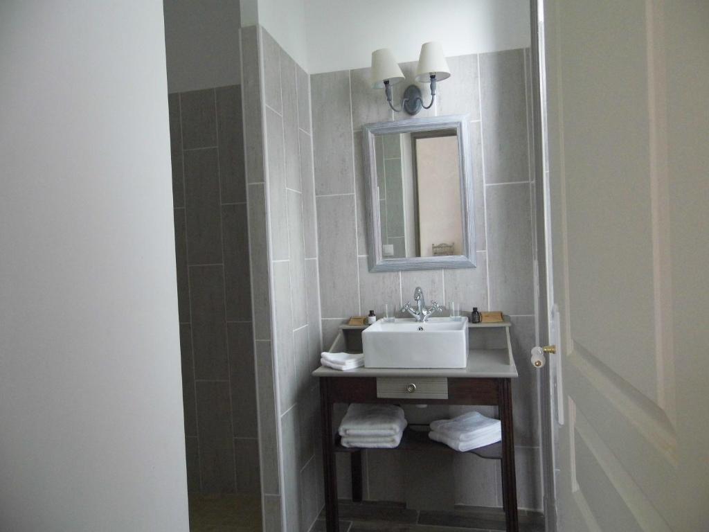 Moulin d'Amour - Double Room With Private Bathroom