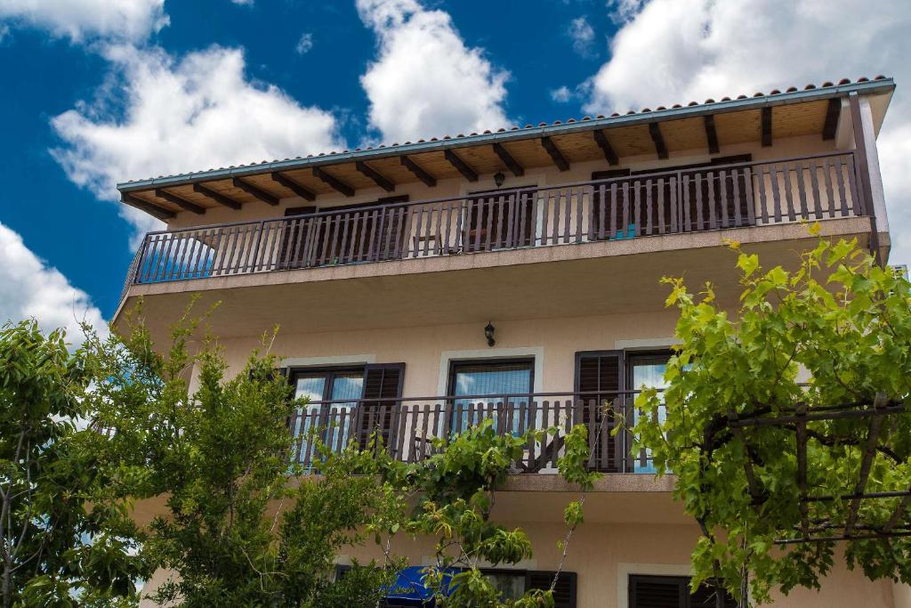 Balkón nebo terasa v ubytování Apartments Faro & Mondo