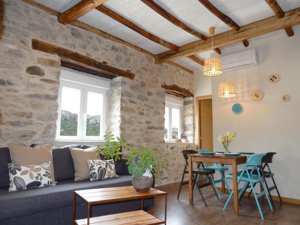 Posedenie v ubytovaní Apartamento Las Medulas