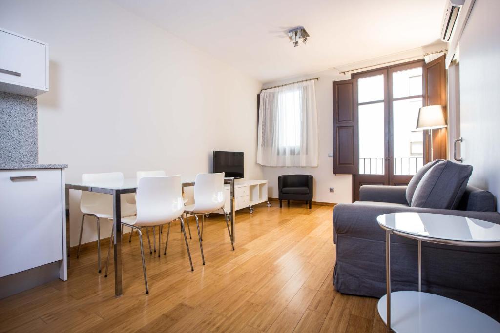 Posedenie v ubytovaní Girona Housing Ginesta 9