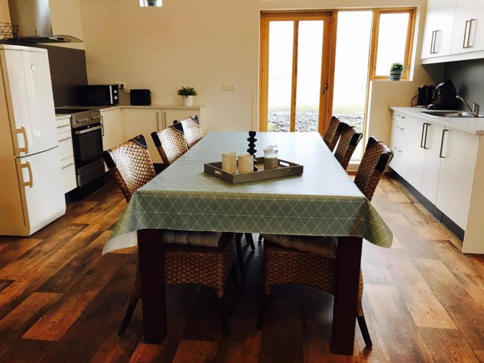 Óseyri Hlaðan -The Barn studio apartment - Studio Apartment