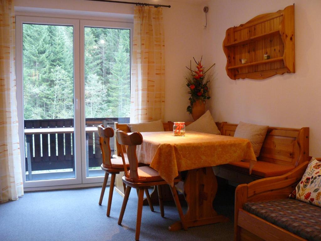 Posedenie v ubytovaní Alpenappartements Domicil include Jokercard