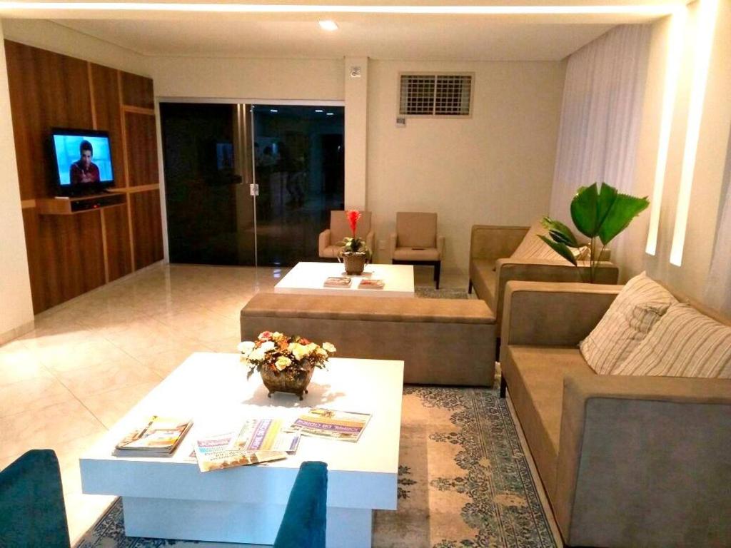  Armani Hotel